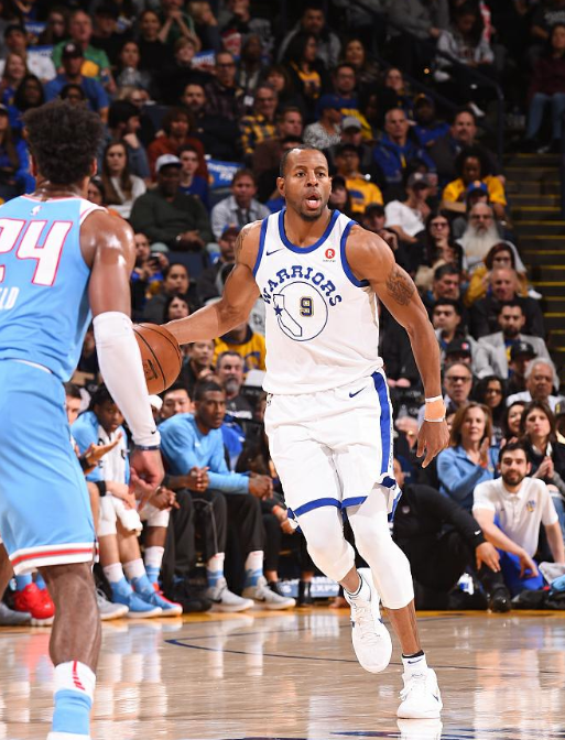 西蒙尼：我们一直在练定位球；现在不考虑前八只考虑奥维耶多（西蒙尼：持续演练定位球；当下不谈前八，只专注奥维耶多）