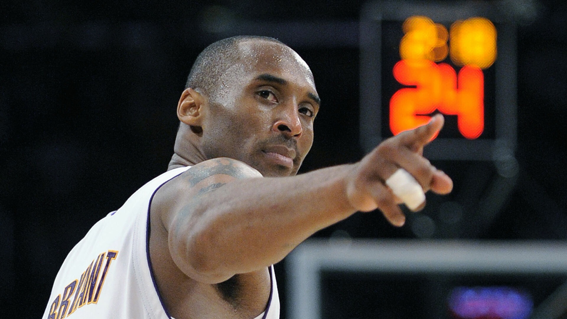 红军前6次对阵国米4胜2负，有望成第二支3次欧冠客胜国米球队（近6次交锋红军4胜2负，剑指史上第二支欧冠客场三胜国米的球队）