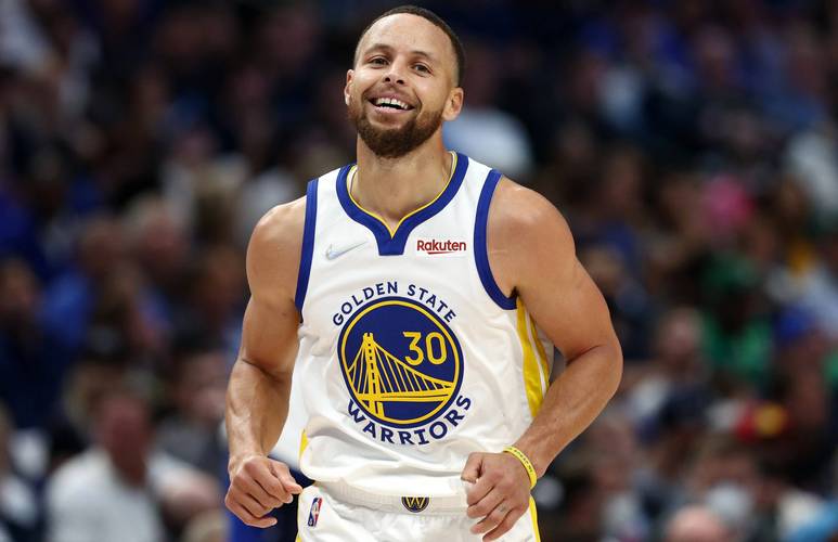 梅西连场奉献神级助攻再度统治比赛（梅西连战送出绝妙助攻，再次统治赛场）