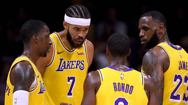 周定洋：这个赛季全队都有成长，每个起伏里大家都没放弃（周定洋：本赛季球队整体进步，起伏之中我们从未放弃）