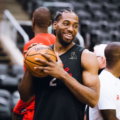 回应嘲讽，巴列卡诺主席：C罗梅西都没有抱怨过我们的更衣室（反击嘲讽！巴列卡诺主席：C罗、梅西从未抱怨我们的更衣室）