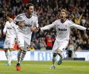 曼城德布劳内助攻斯特林得分（德布劳内妙传 斯特林为曼城建功）