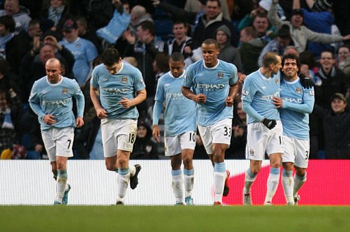 尼克斯vs猛龙前瞻：猛龙背靠背作战，尼克斯冲击4连胜（尼克斯战猛龙前瞻：猛龙背靠背体能受考验，尼克斯力拼四连胜）