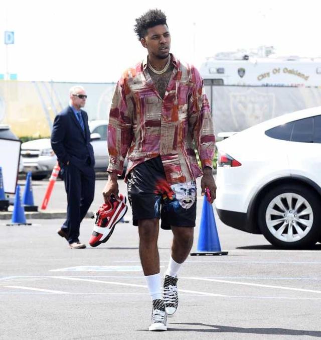 尤尔曼德：药厂的表现太差了；格里马尔多带着伤从国家队回来（尤尔曼德批药厂表现不佳，格里马尔多从国家队带伤归队）