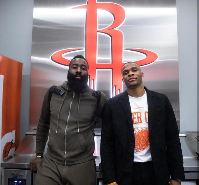 米体：卢卡库恢复良好，可能12月11日对阵本菲卡时复出（米兰体育报：卢卡库恢复顺利，有望12月11日复出战本菲卡）